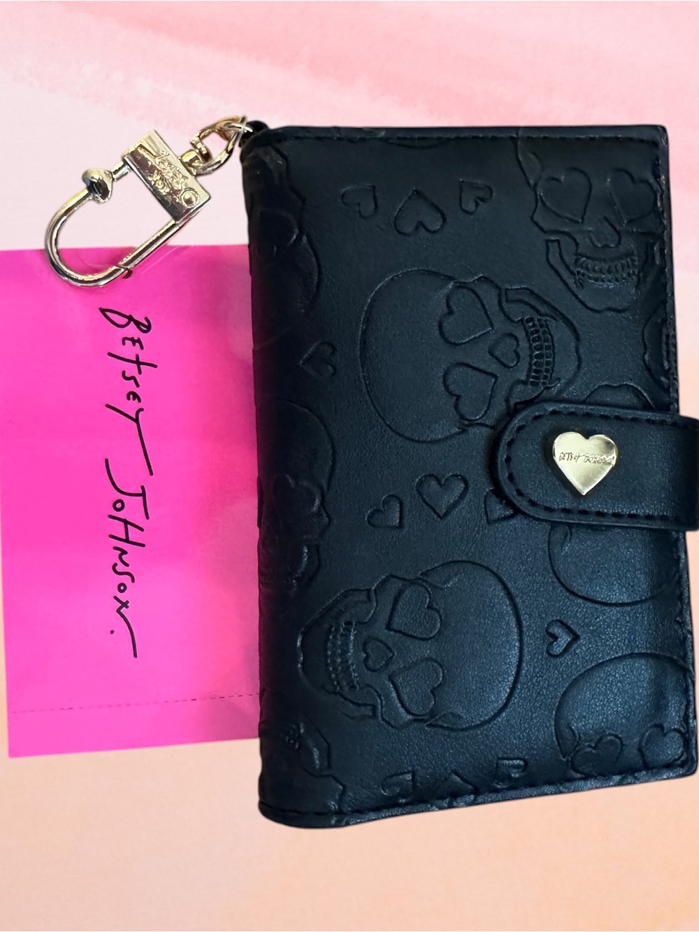 Betsey Johnson Black Skull Card Case Wallet Keychain NWT